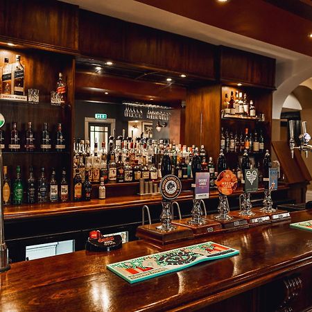 The Kirkfield Hotel Newton-le-Willows Buitenkant foto