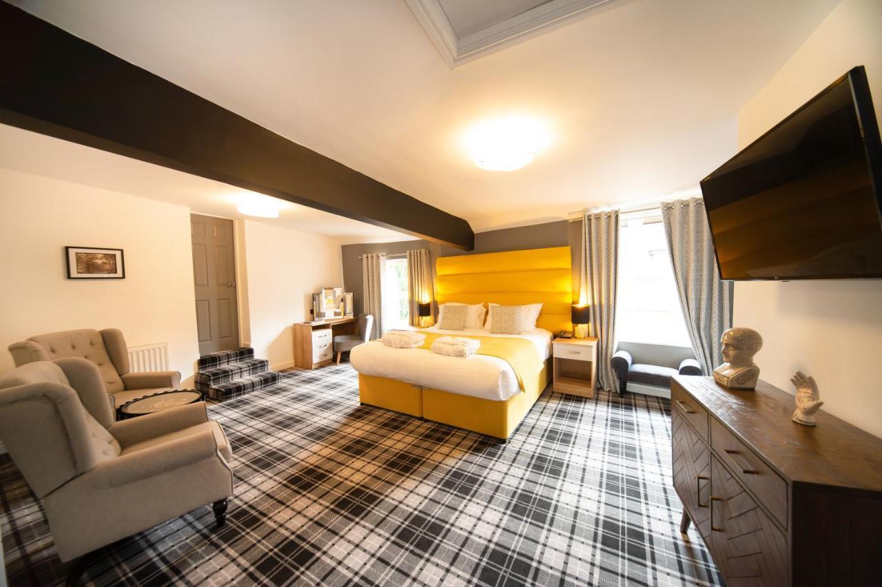 The Kirkfield Hotel Newton-le-Willows Buitenkant foto