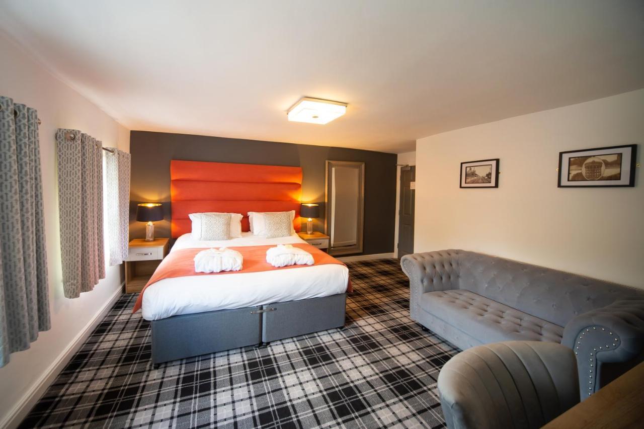 The Kirkfield Hotel Newton-le-Willows Buitenkant foto