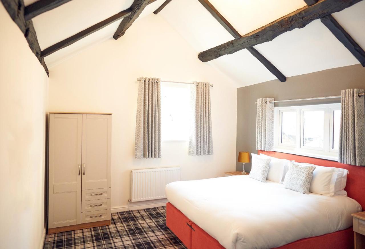 The Kirkfield Hotel Newton-le-Willows Buitenkant foto